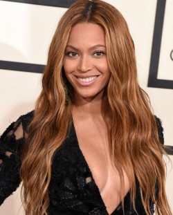 Beyonce - grammy- 2015- beach- waves